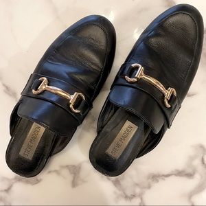 Steve Madden Black Kandi Mule // 5.5